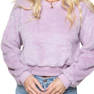 Style Rack Lavender Fuzzy Sweatshirt Size Medium NWT